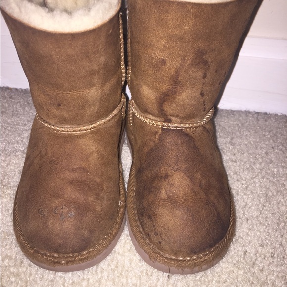 toddler uggs size 8